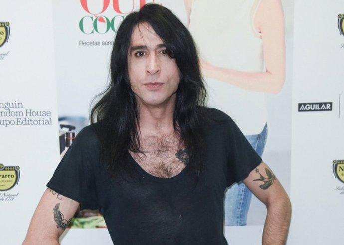 Mario Vaquerizo en la premiere de Cómo sobrevivir a una despedida