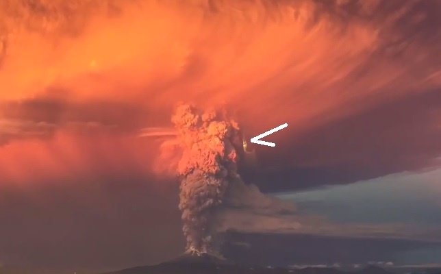  Volcán Calbuco En Erupción
