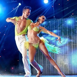 Bailarines de salsa 