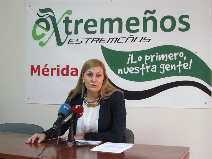 Portavoz de campaña de eXtremeños, Fernanda Ávila