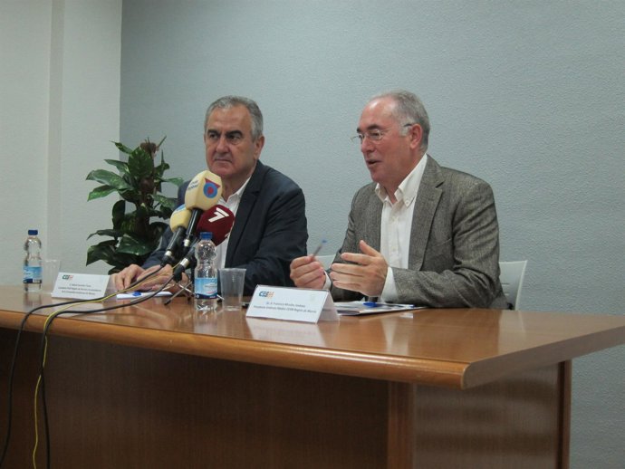 Tovar en su visita al CESM