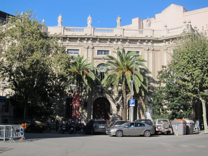 Fachada del Il·lustre Col·legi d'Advocats de Barcelona ICAB
