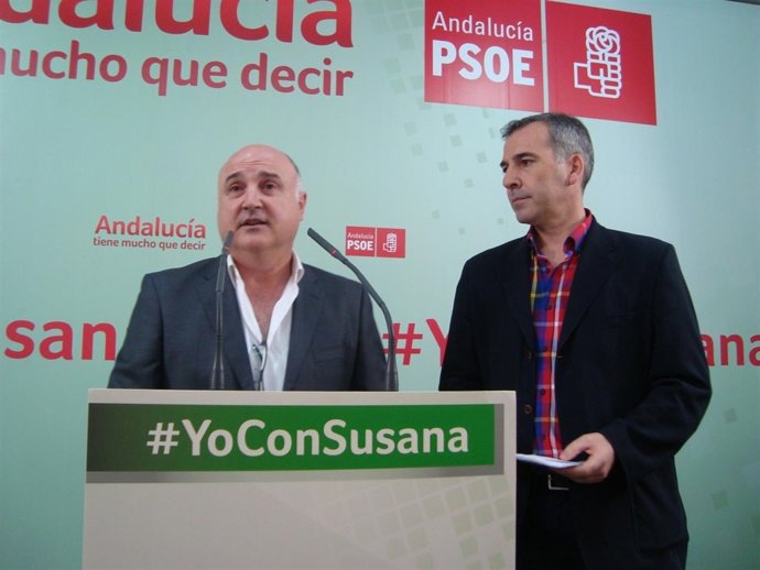 Los concejales del PSOE, J. Manuel Colmenero y J. Carlos Rodríguez