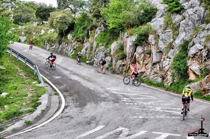 Imagen de ediciones anteriores de la Marcha Cicloturista Medio Cudeyo-P. Cabarga