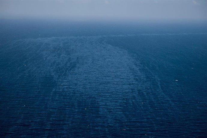 Mancha de hidrocarburo