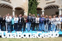 Salom propone reducir de 33 a 23 el número de consellers electos