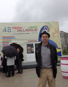 Fermín Herrero en el Auditorio de la Fería del Libro de Valladolid