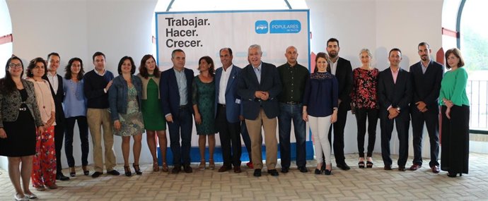Acto de presentación de la candidatura del PP en Umbrete (Sevilla)