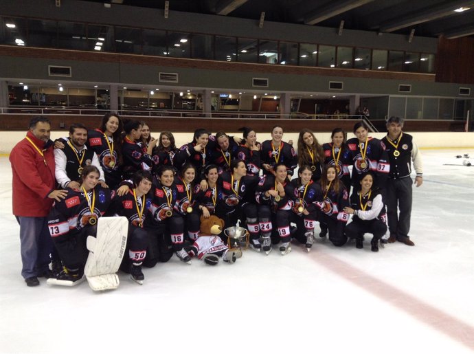 SAD Majadahonda obtiene su sexta Copa de España de Hockey Hielo femenino