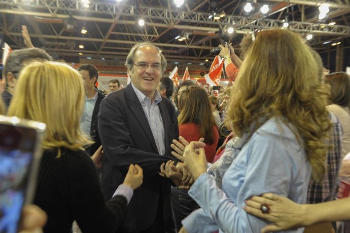 Gabilondo, en su asistencia a la Conferencia Municipal socialista