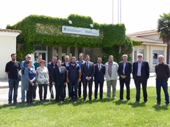 Representantes de la Escuela Agraria de Vallfogona y las empresas de FP dual