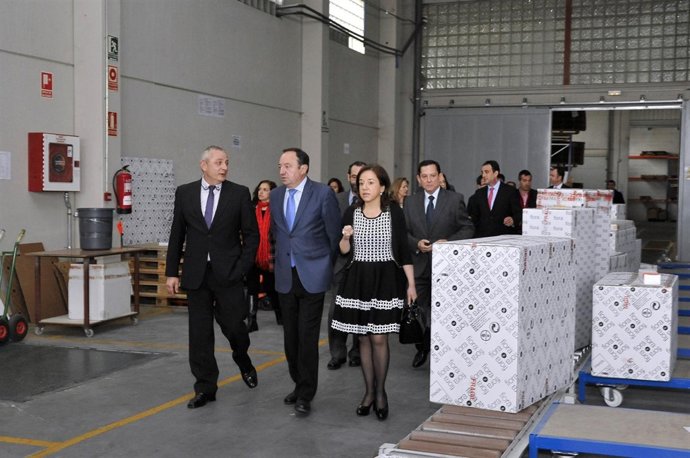 Visita a la empresa Fiora Bath Collections de Nájera