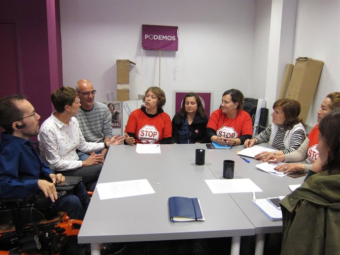 Reunión de Podemos con PAH.