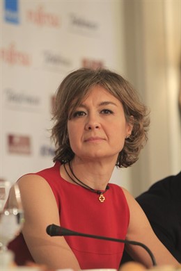 Isabel García Tejerina en los Desayunos de Europa Press