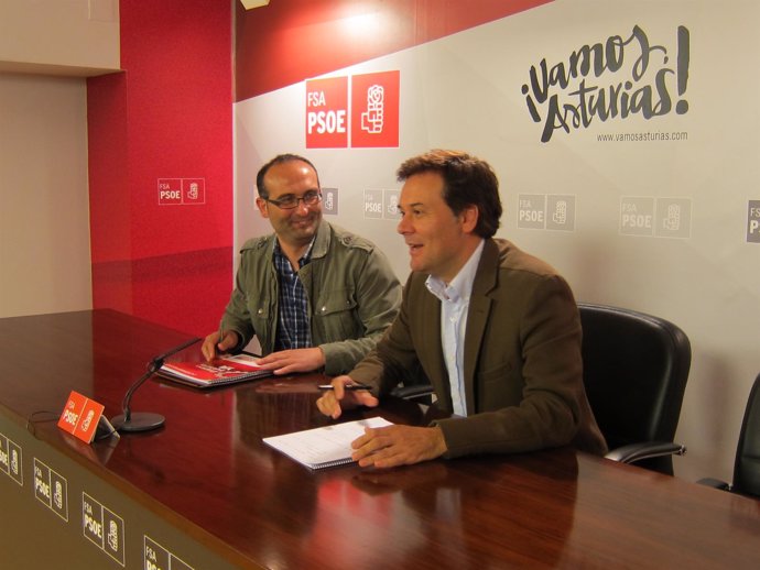 Damián Manzano, CCOO de Industria, y Francisco Blanco, FSA-PSOE