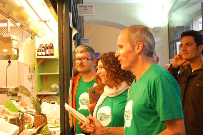 Rafael Blázquez (dcha.) con otros miembros de su candidatura