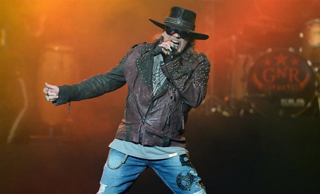 Axl Rose anuncia dos nuevos álbumes para Guns N' Roses