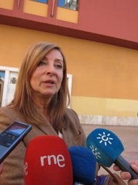 Pilar Sánchez espera que se retire su imputación "injusta y absurda"