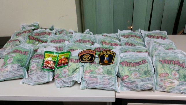 Tabaco de contrabando localizado en una frutería de Valencia