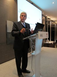 Jazztel cree que el proceso de la OPA podría estar listo en julio