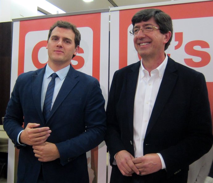 Albert Rivera y Juan Marín, en el cierre de campaña electoral andaluz en Sevilla