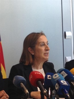 La ministra de Fomento, Ana Pastor, 