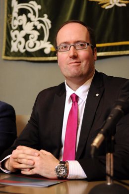 Javier Cavada, vicepresidente de Wärtsilä Corporation, nuevo alumno distinguido 