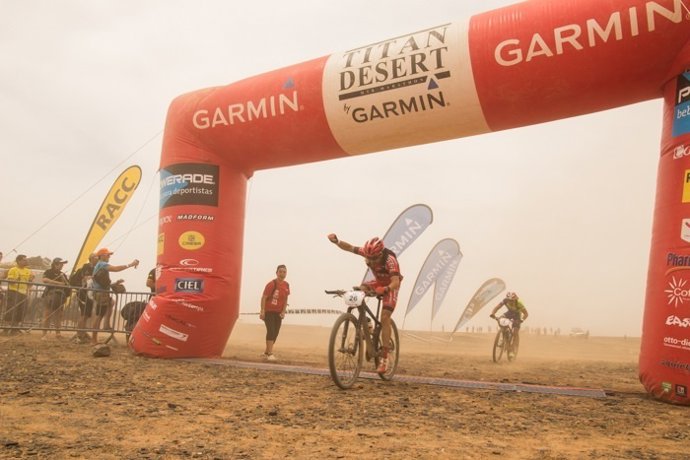 Colomé, vencedor de la cuarta etapa de la Titan Desert