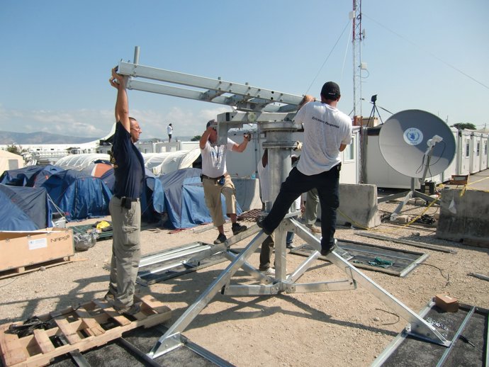Equipo de Ericsson Response tras el terremoto de Haití en 2010