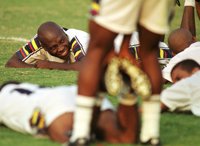 Colombia no puede detener al exfutbolista Freddy Rincón como pide Interpol