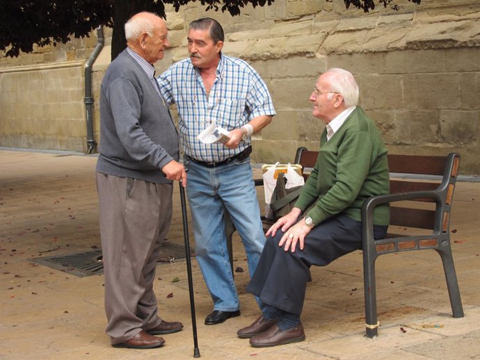 Personas mayores en Logroño
