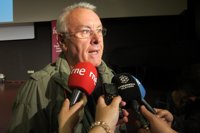 Lara (IU) asegura que ahora hay "una jartá" de razones para defender los derechos de los trabajadores