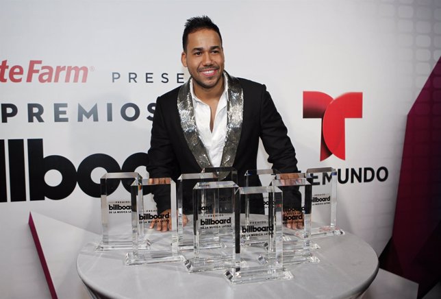 Romeo Santos arrasa en los Premios Billboard a la Música Latina