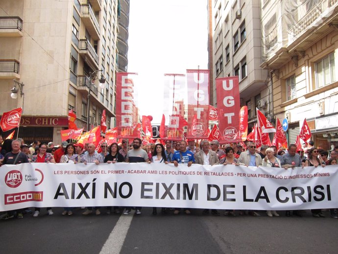 Cabecera de la manifestación del 1 de Mayo en Valencia.