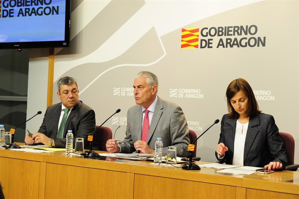 Rueda de prensa sobre las ayudas por las crecidas extraordinarias del Ebro.
