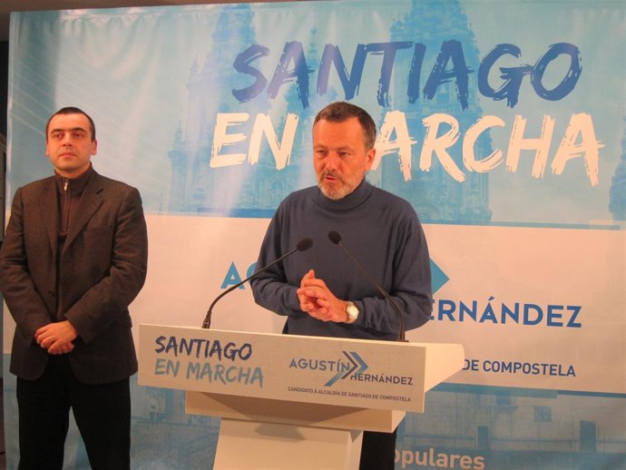 El candidato del PP en Santiago, Agustín Hernández, presenta su programa
