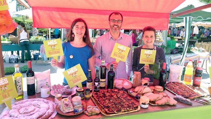 Stand de MÉS sobre agricultura ecológica y producto local