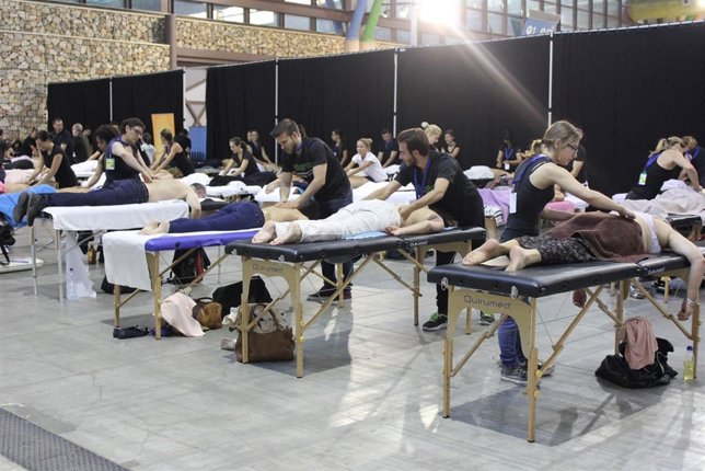 Récord de quiromasajes simultáneos en Natura Málaga Fycma
