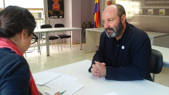 El candidato de IU a la Alcaldía de Huelva, Pedro Jiménez.