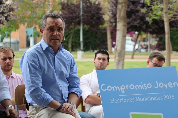 El presidente del PP de Sevilla y diputado autonómico Juan Bueno