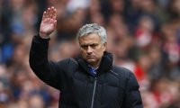 Emoción contenida en Mourinho por la enfermedad de su padre