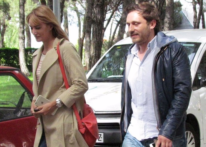 Alba Carrillo y Juan Peña disfrutan de su gran amistad 