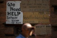 El Gobierno nepalí se plantea prescindir de los equipos de rescate extranjeros