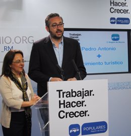 Víctor Martínez y Elena Ruiz Valderas