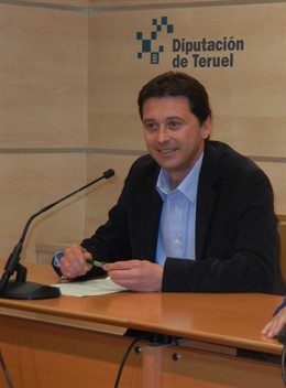 El diputado delegado de Termalismo Social, Carlos Sánchez Boix