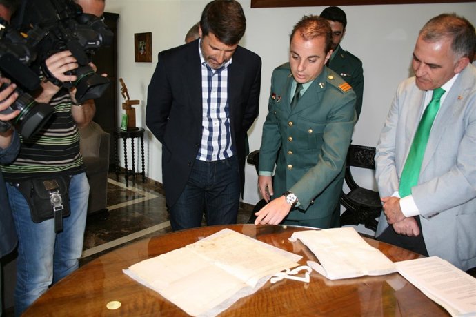 Fwd: Ayuntamiento De Baza, Nta Y Fotos Documentso Recuperados