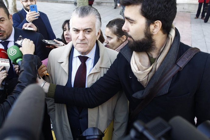 Luis Bárcenas a su salida de los juzgados