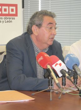 El secretario de Acción Sindical de UGT, Toni Ferrer