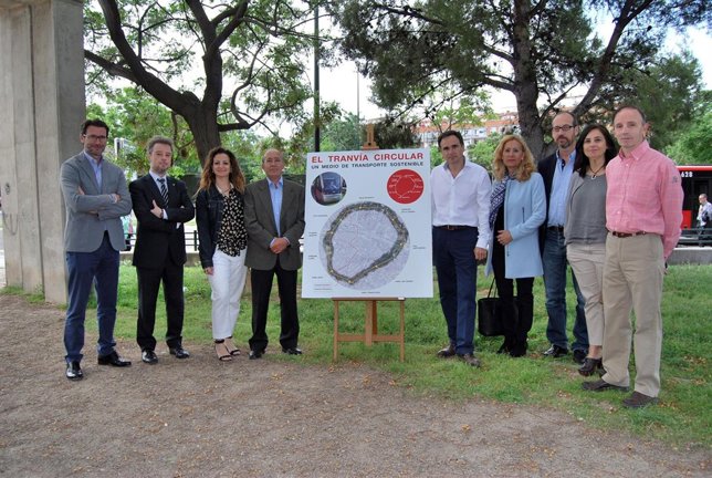 De Pedro ha presentado su propuesta de tranvía circular para Zaragoza