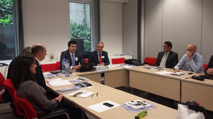 Fernando Palacín y Javier Navarro Espada en la reunión en Bruselas